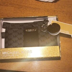 NWT Michael Kors belt bag blk